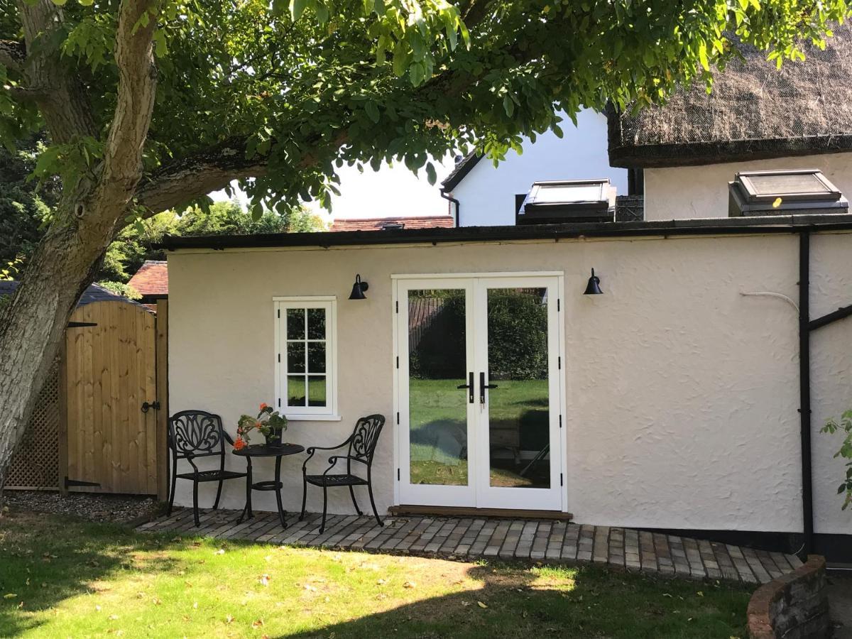 Corner House Luxury Bnb Little Dunmow Exterior photo